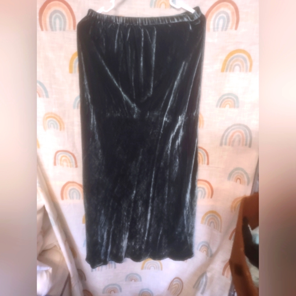 NWT C.P Shade velvet skirt